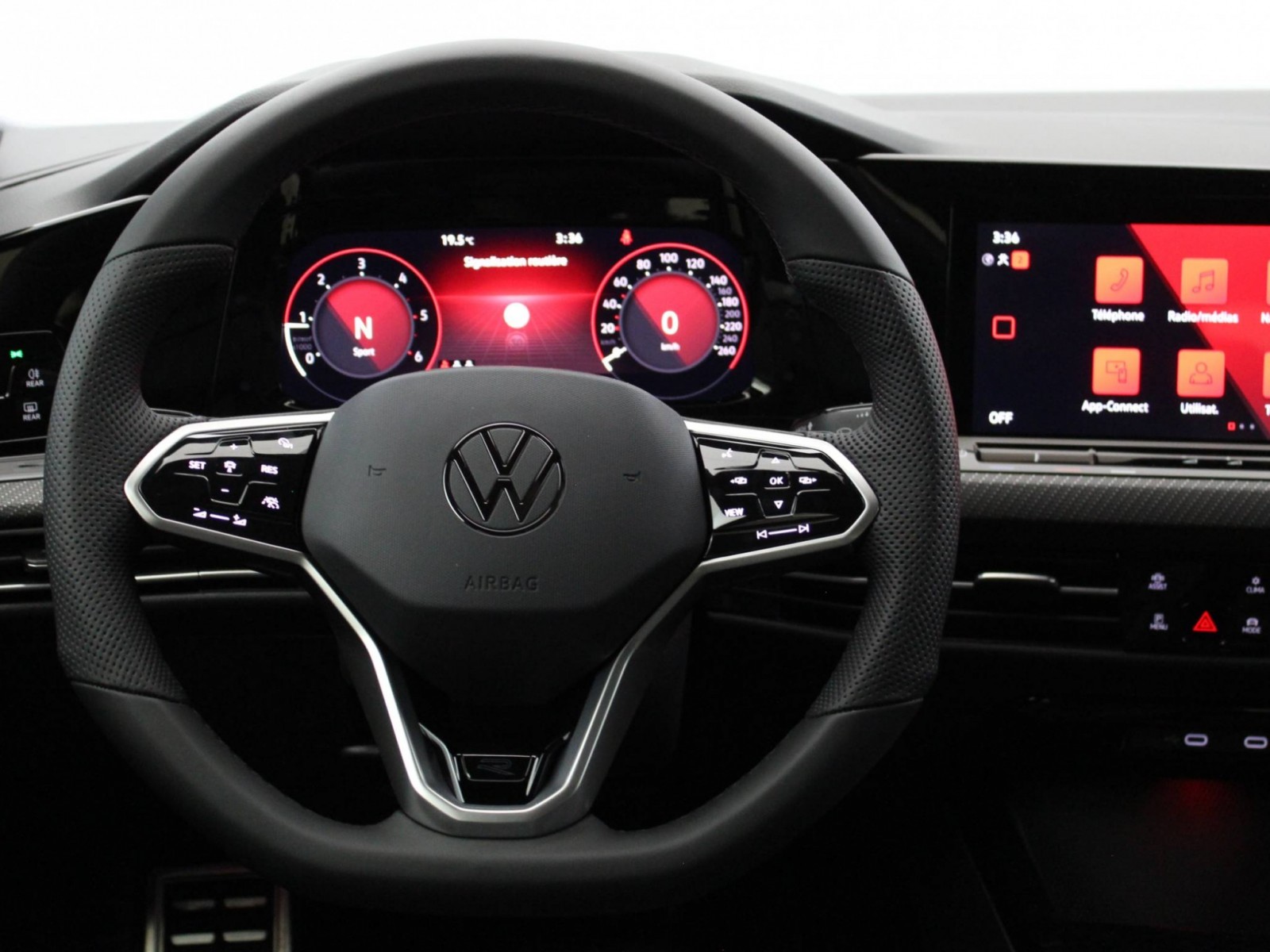 VOLKSWAGEN - GOLF - #183954 - 28