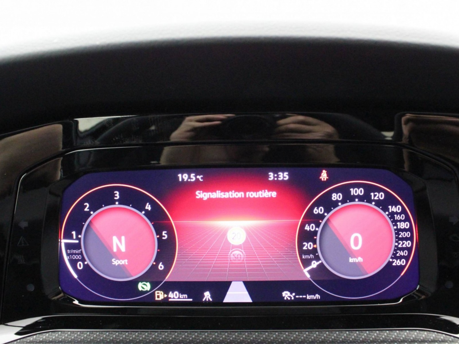 VOLKSWAGEN - GOLF - #183954 - 32