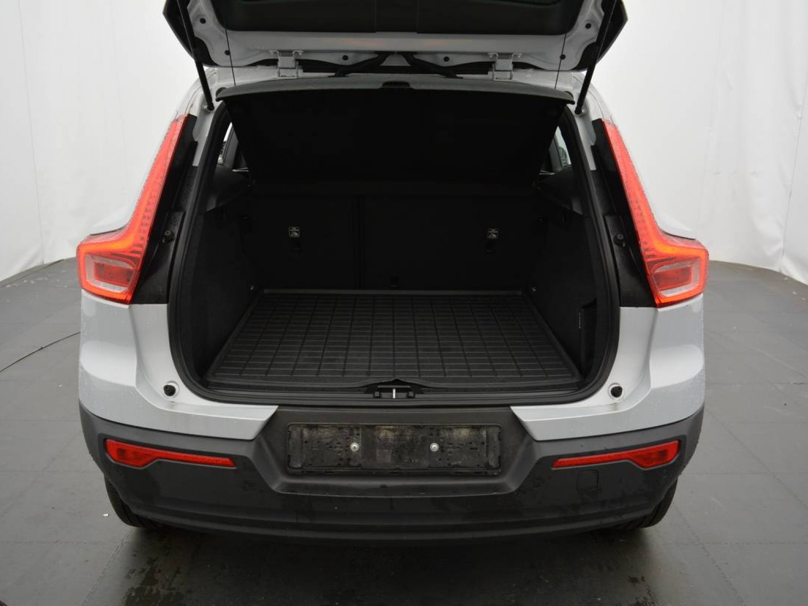VOLVO - XC40 - #182987 - 13