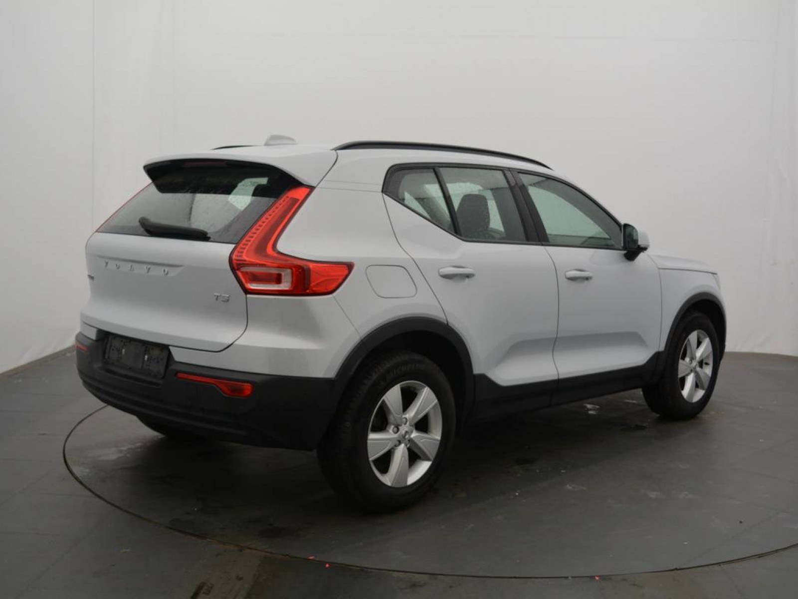 VOLVO - XC40 - #182987 - 3