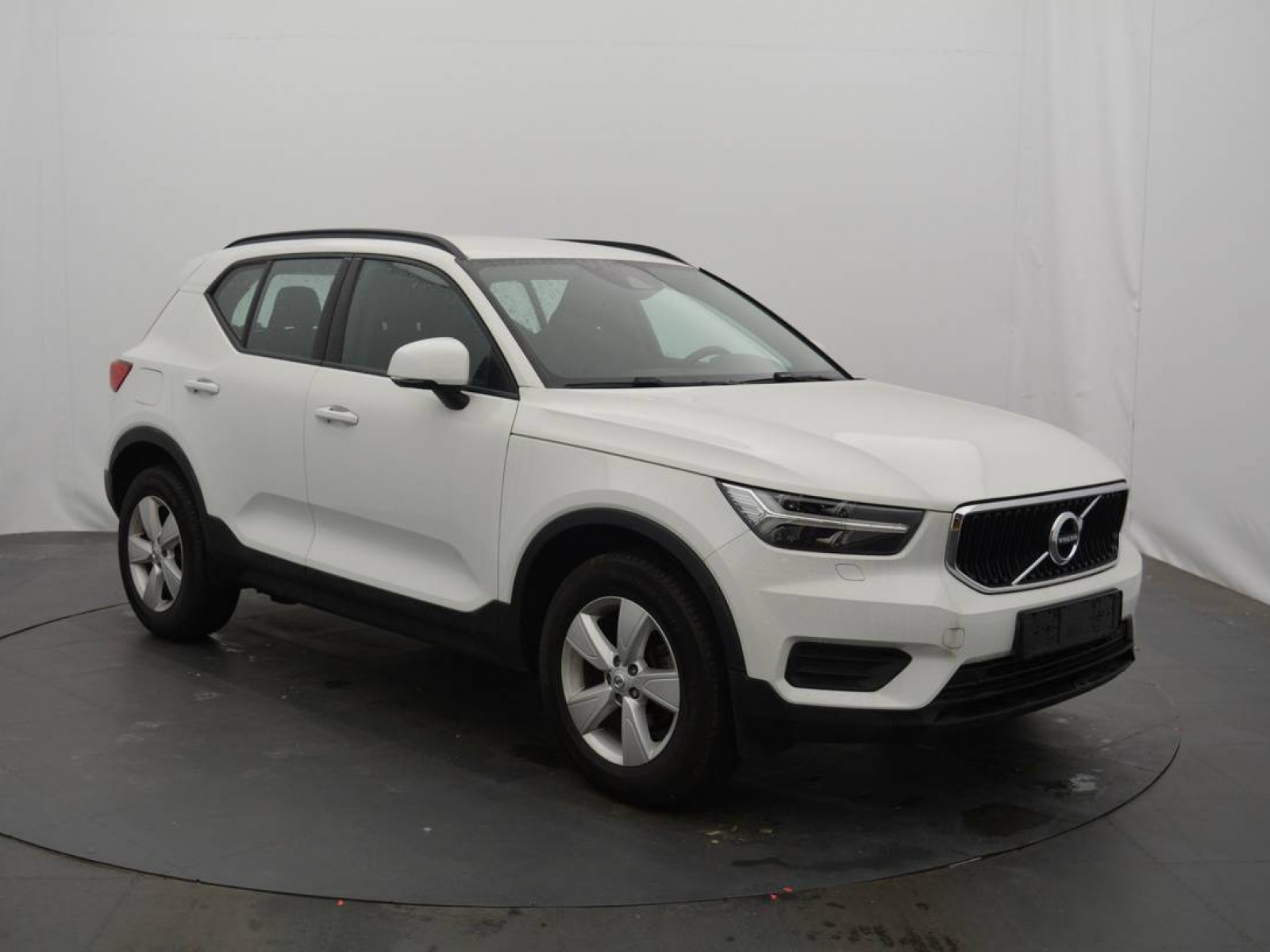 VOLVO - XC40 - #182992 - 1