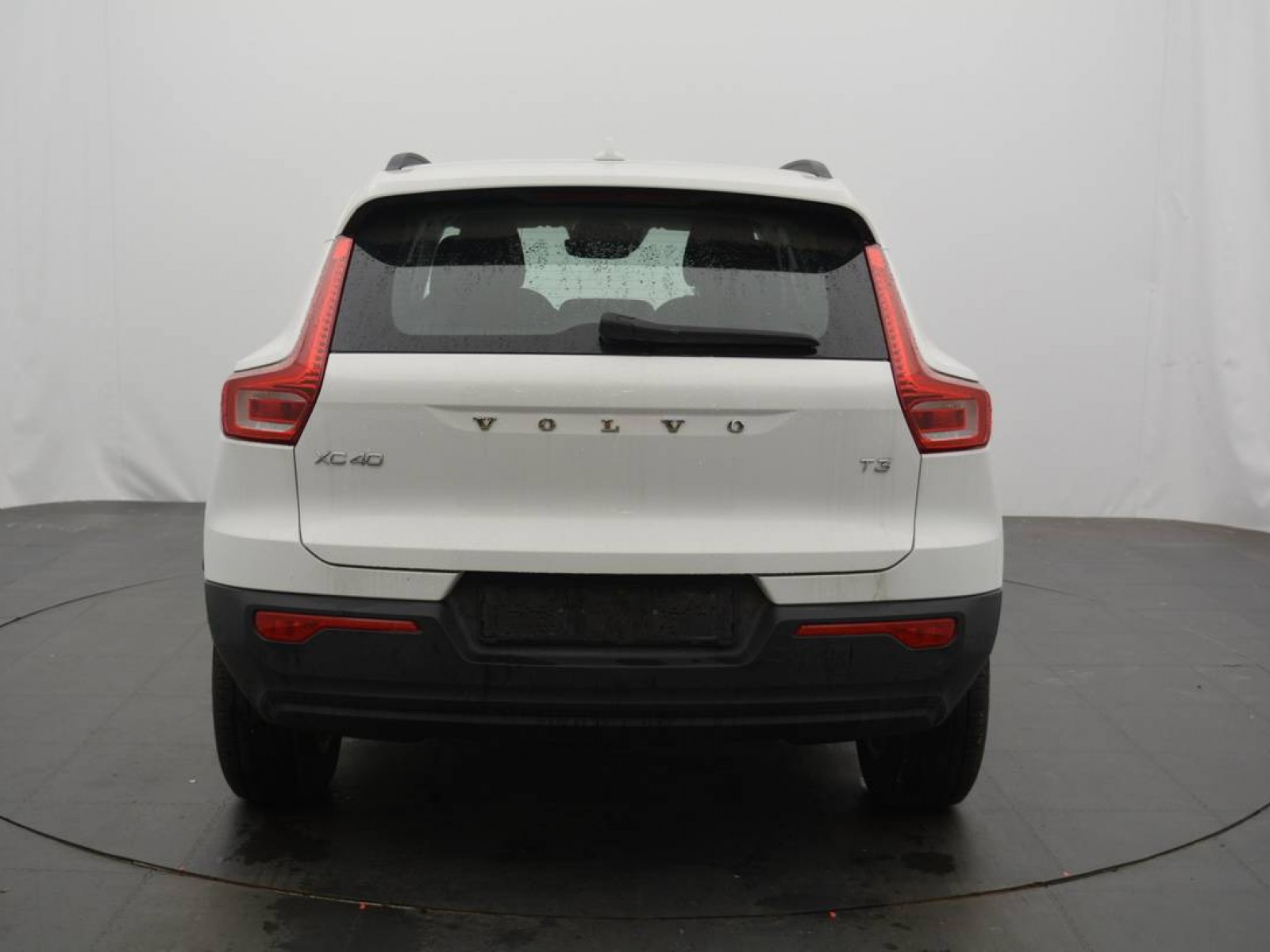 VOLVO - XC40 - #182992 - 5