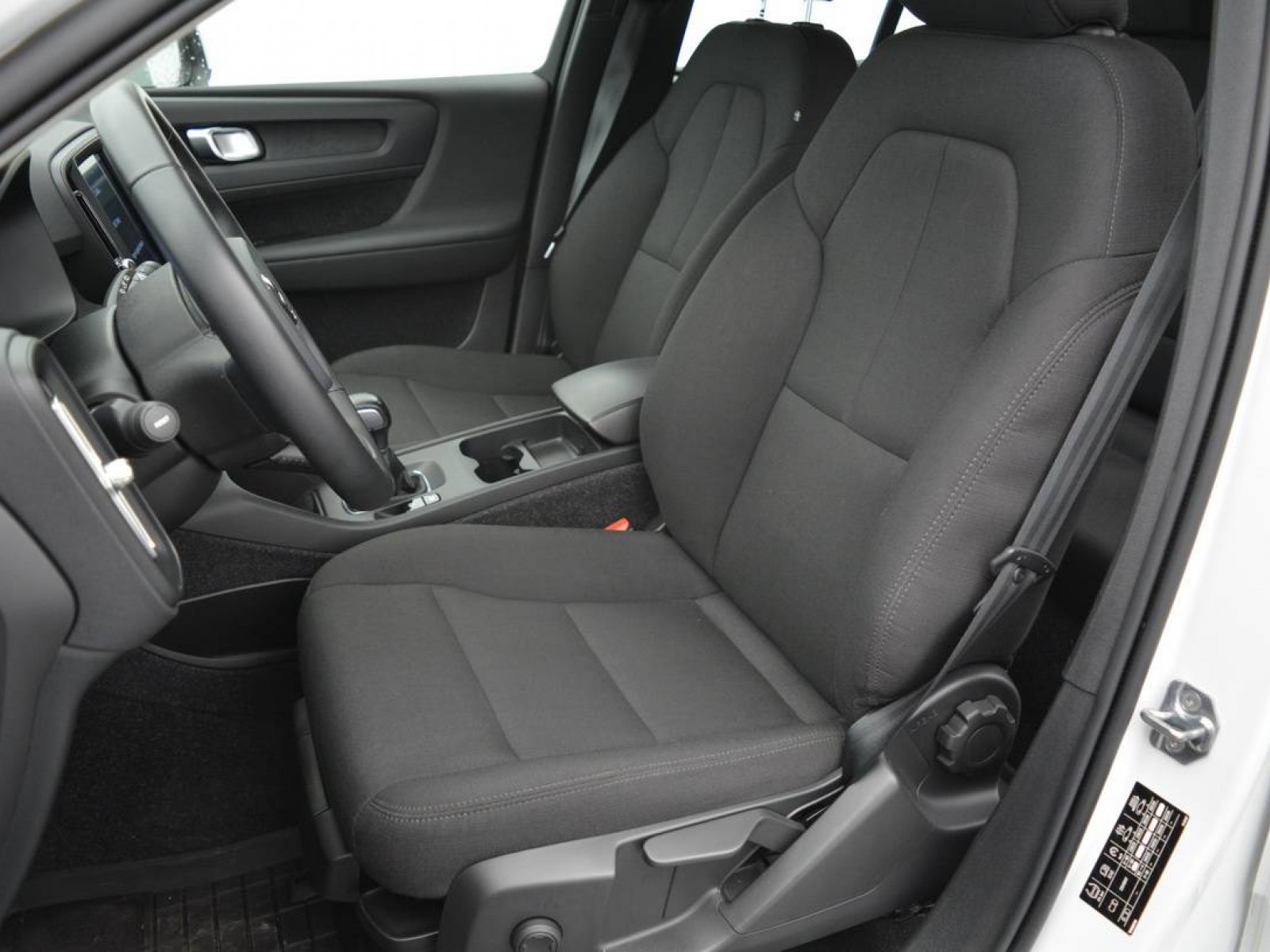 VOLVO - XC40 - #182992 - 7