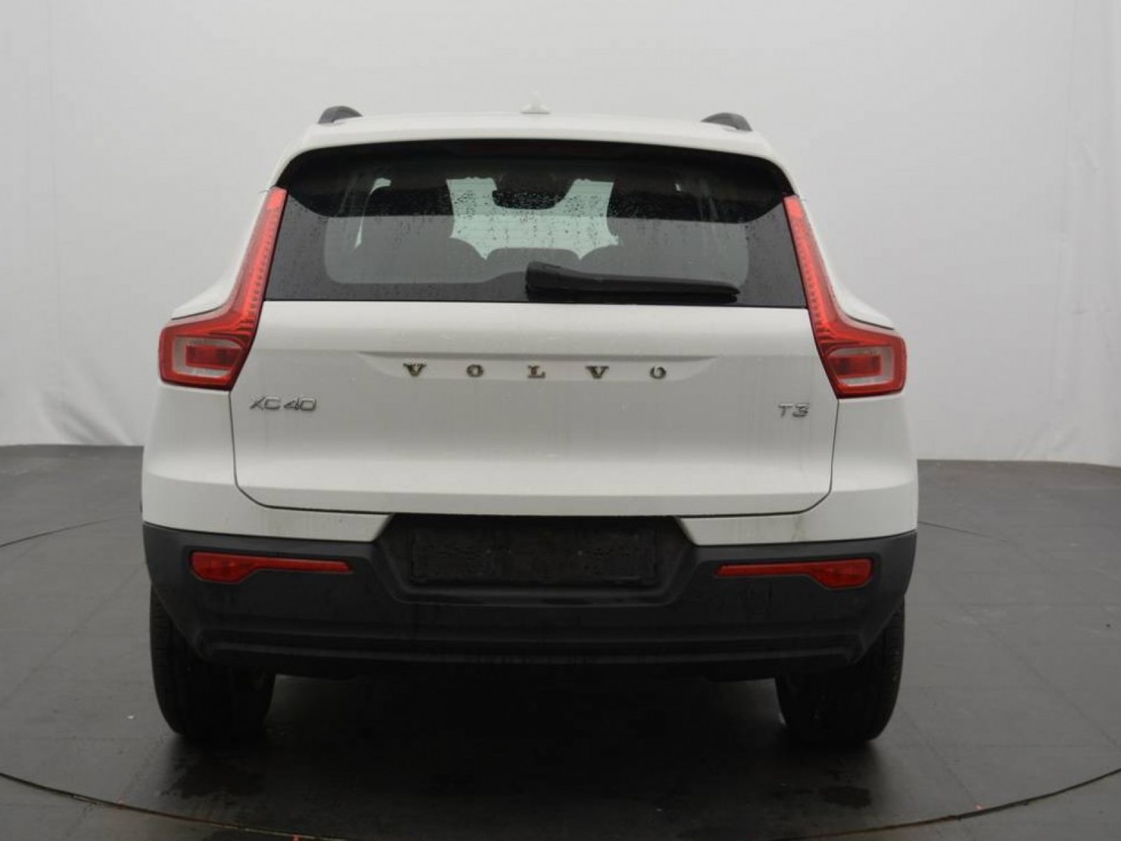 VOLVO - XC40 - #182992 - 20