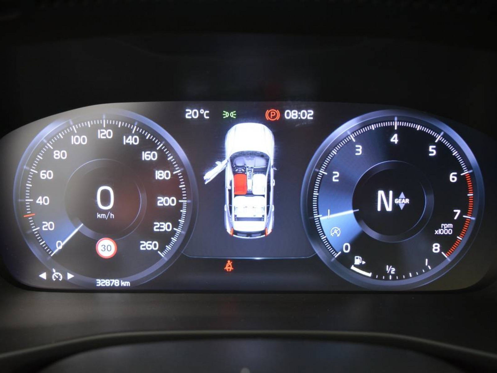 VOLVO - XC40 - #182992 - 12