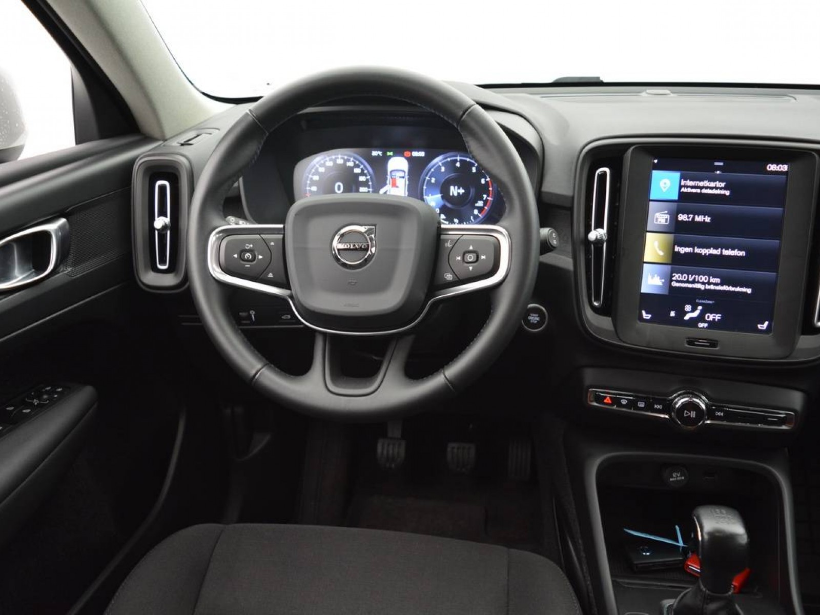 VOLVO - XC40 - #182992 - 9