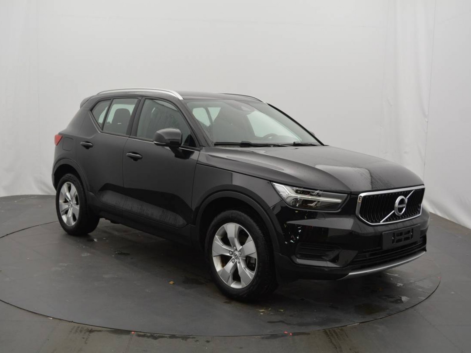VOLVO - XC40 - #182986 - 1