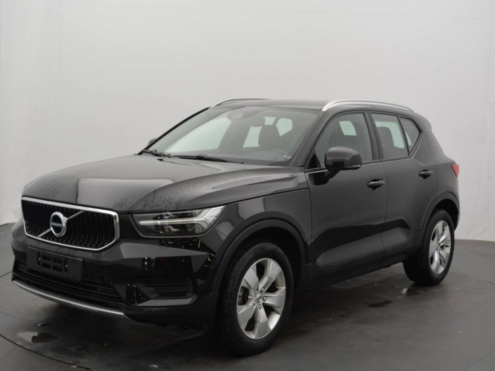 VOLVO - XC40 - #182986 - 15