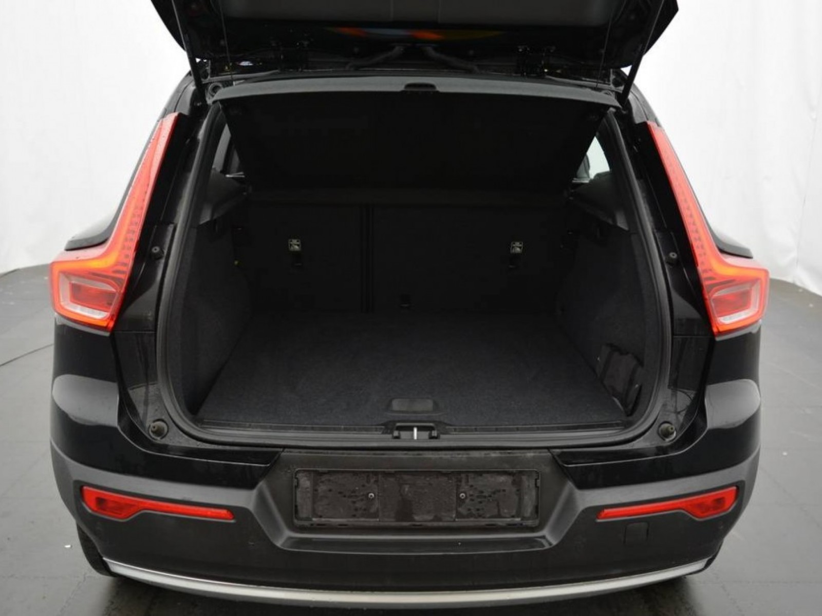 VOLVO - XC40 - #182986 - 28