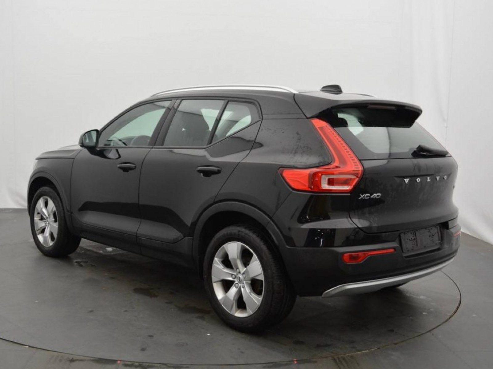 VOLVO - XC40 - #182986 - 17