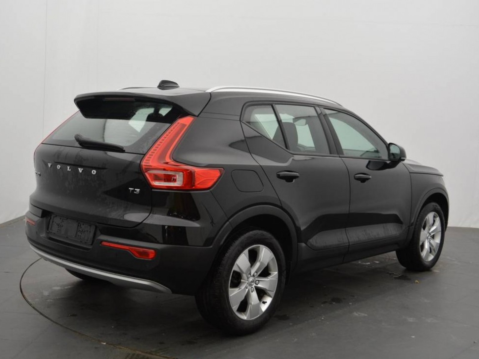VOLVO - XC40 - #182986 - 18