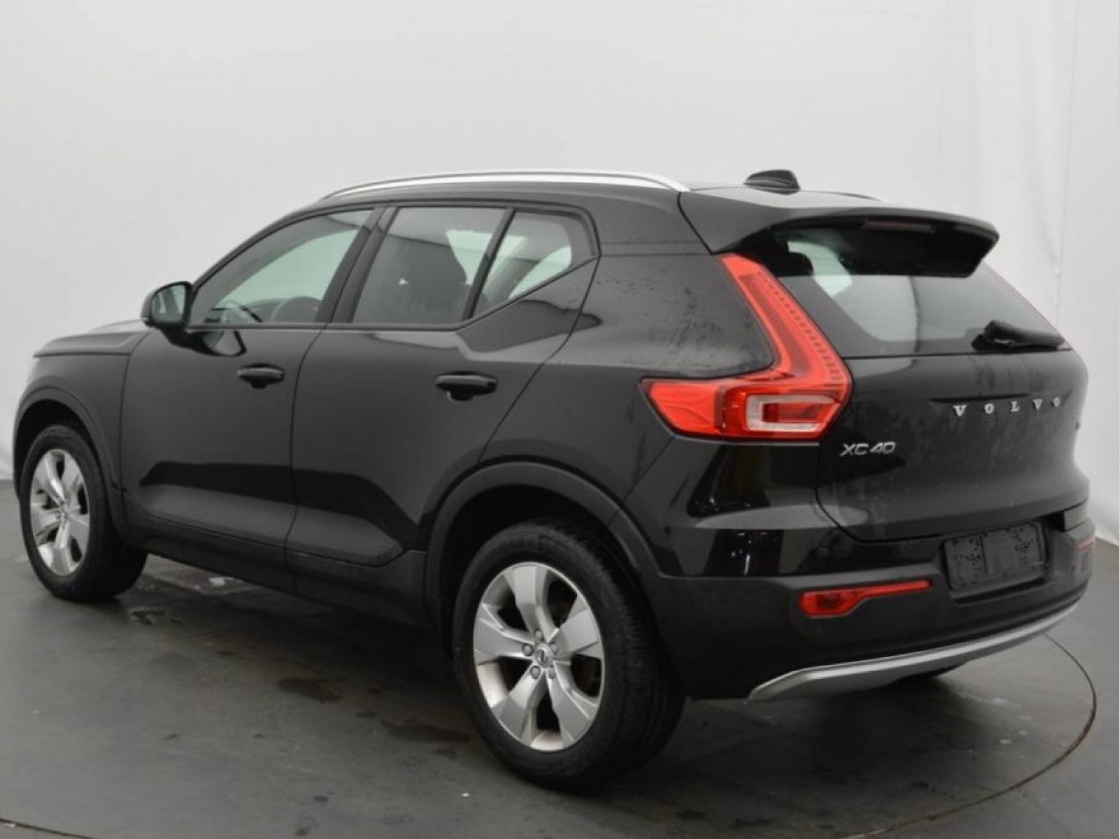 VOLVO - XC40 - #182985 - 17
