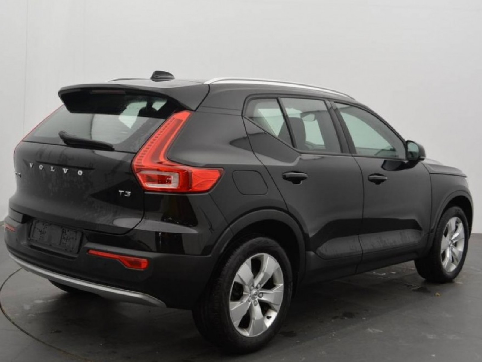 VOLVO - XC40 - #182985 - 18