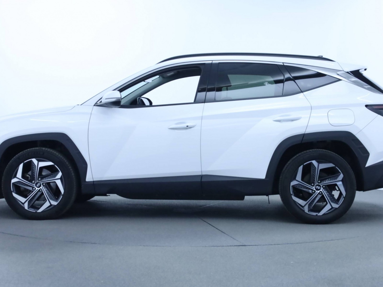 HYUNDAI - TUCSON - #184439 - 28