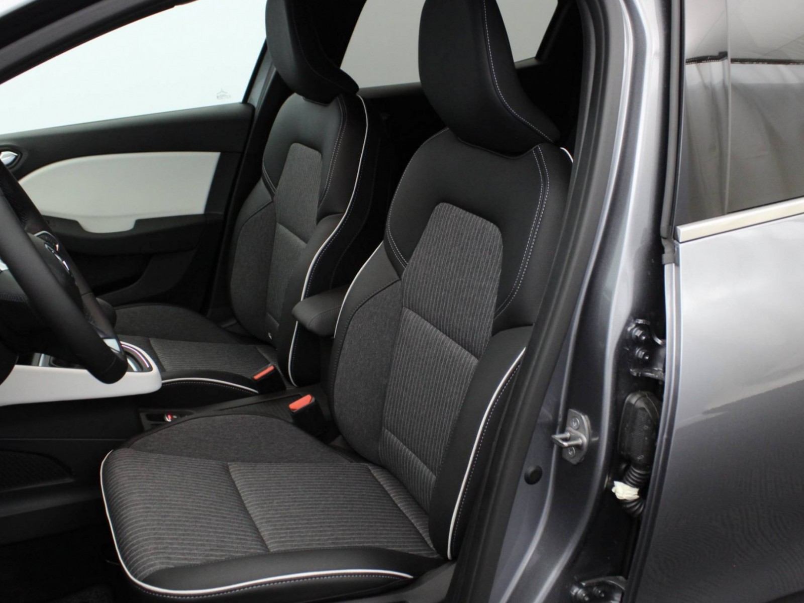 RENAULT - CLIO V - #183465 - 17