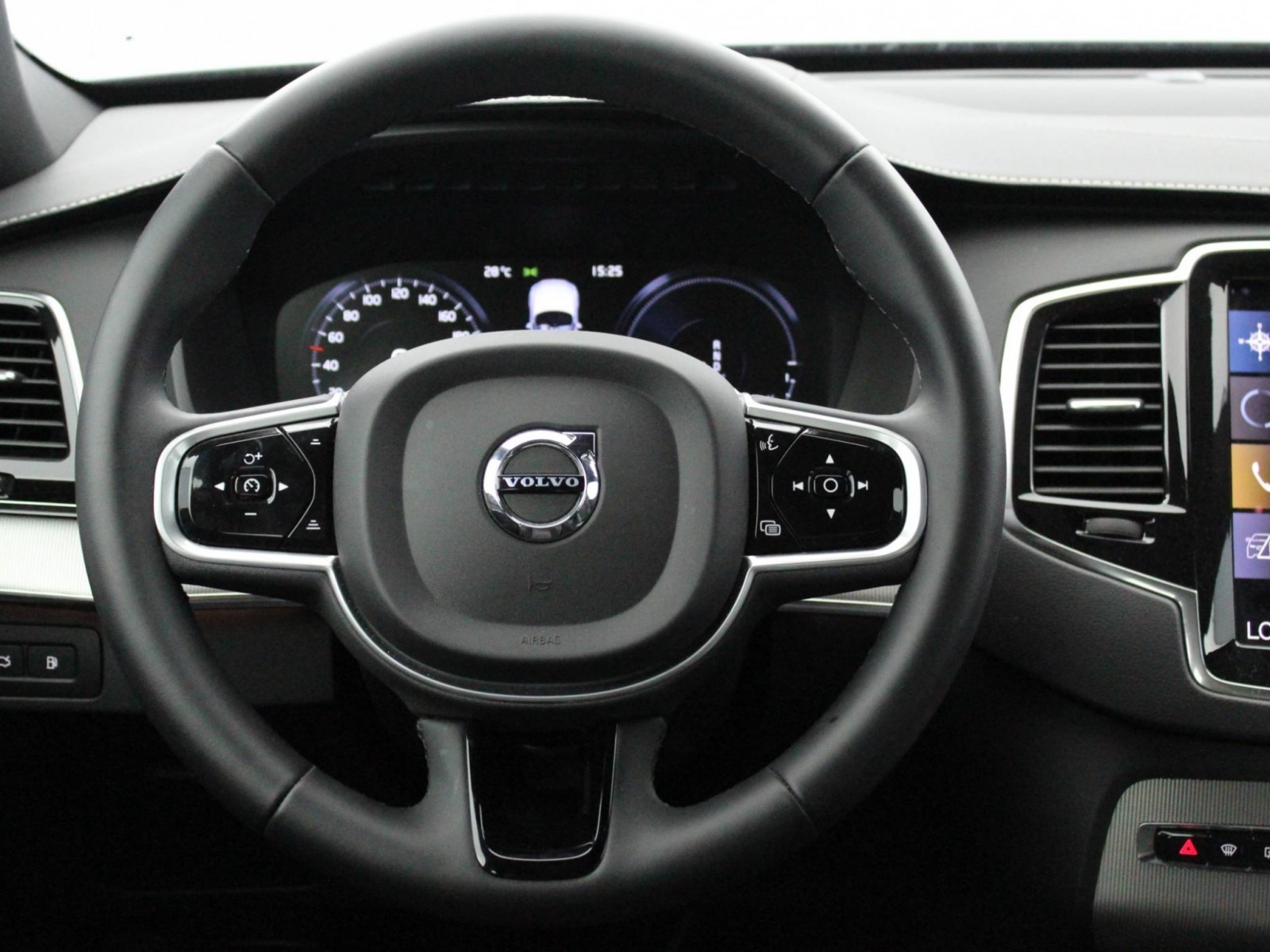 VOLVO - XC90 - #183283 - 25