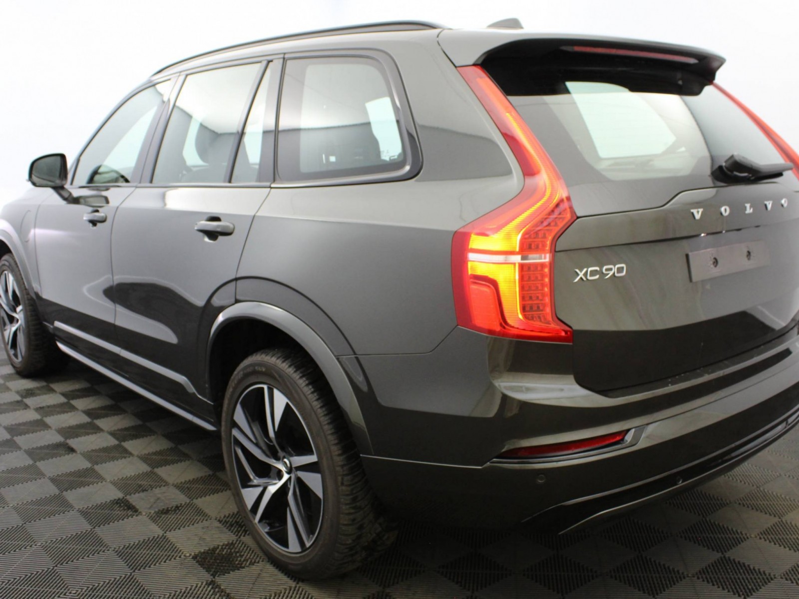 VOLVO - XC90 - #183283 - 17