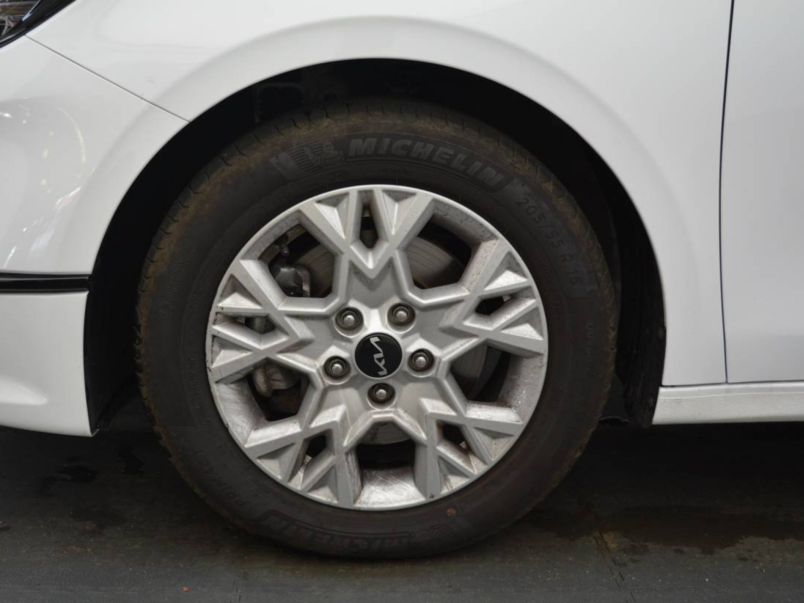 KIA - CEED SW - #181663 - 6