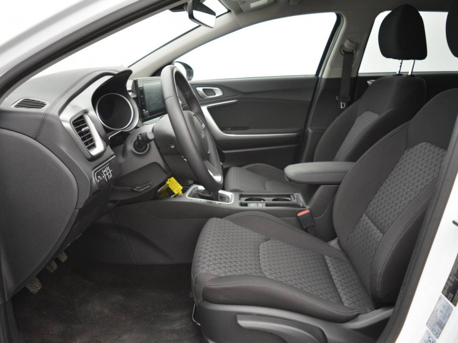KIA - CEED SW - #181663 - 7