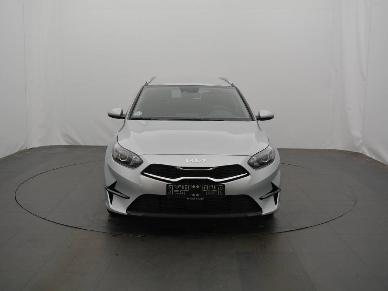 KIA - CEED SW - #181665 - 4