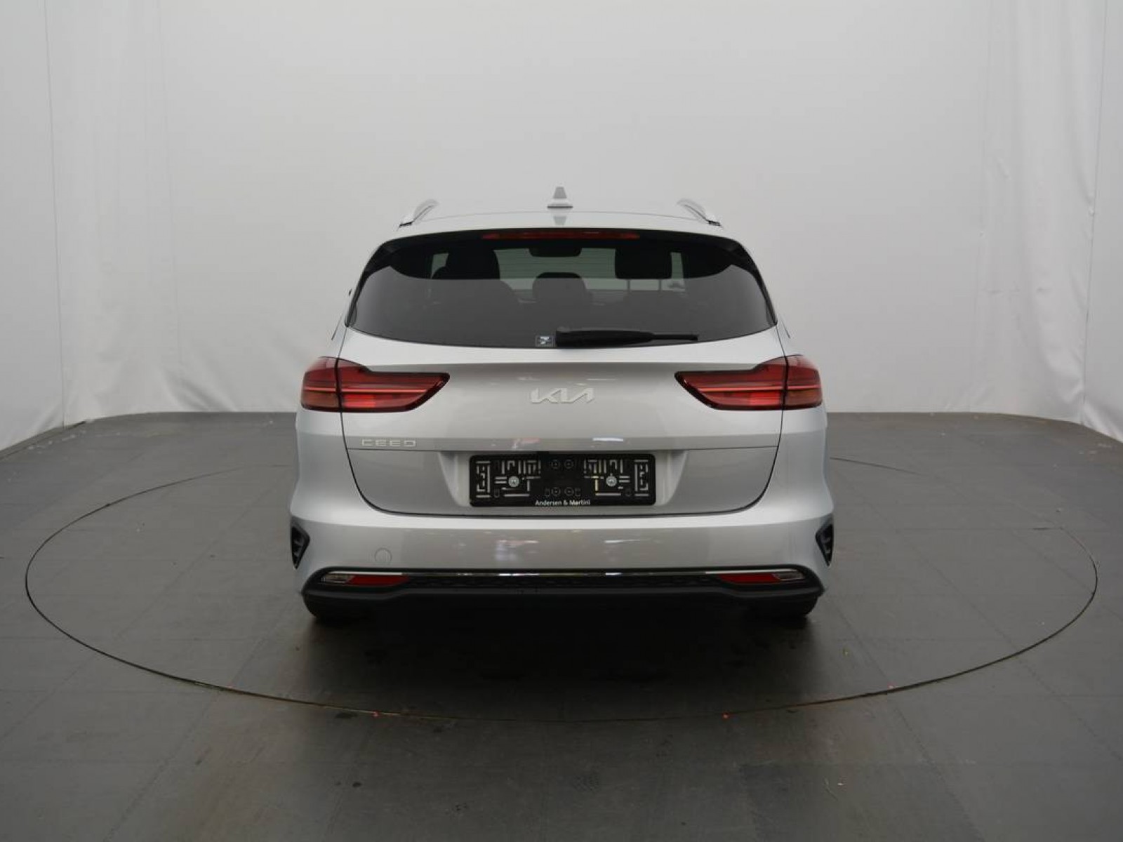 KIA - CEED SW - #181665 - 5