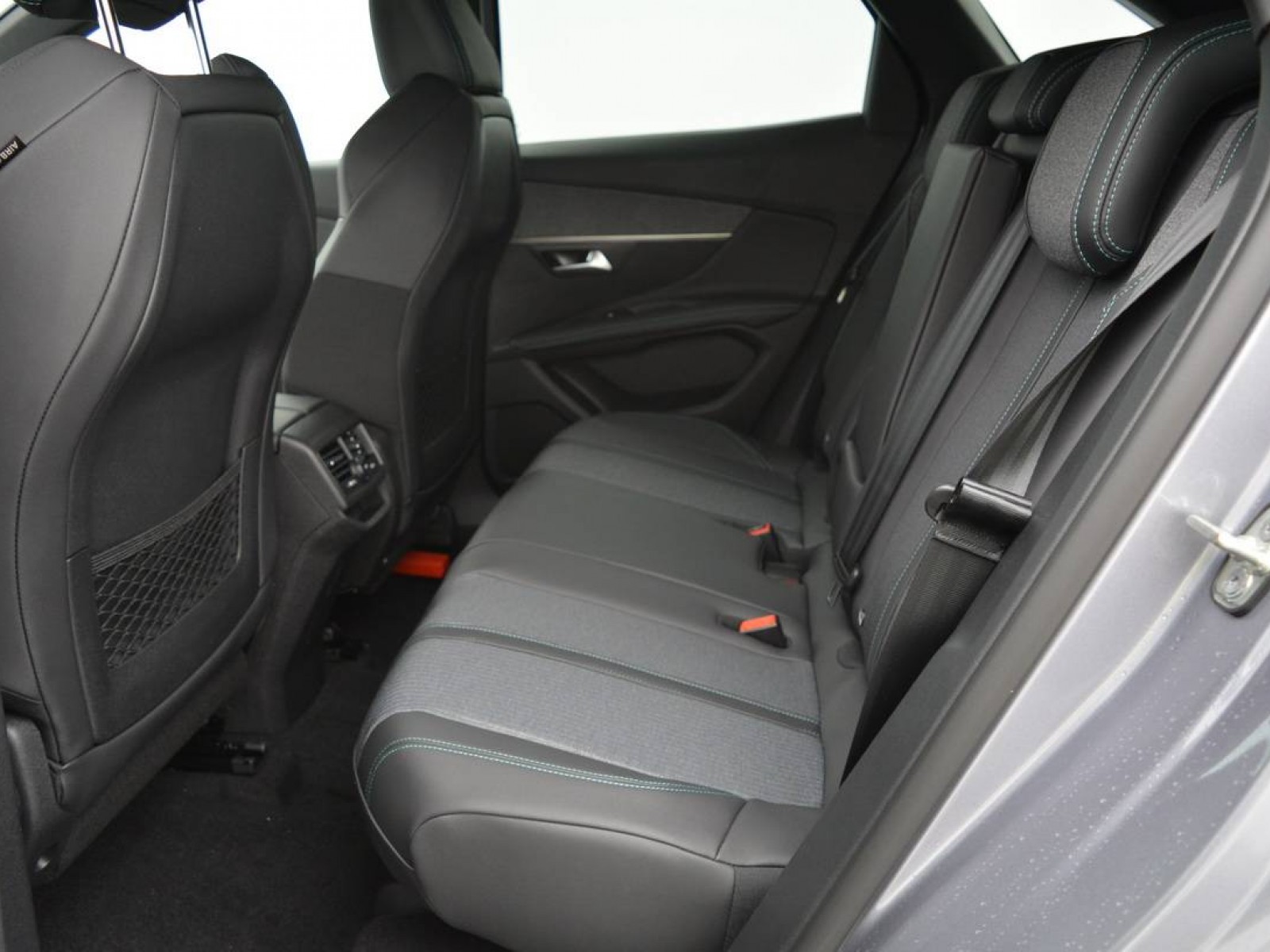 PEUGEOT - 3008 - #183990 - 8