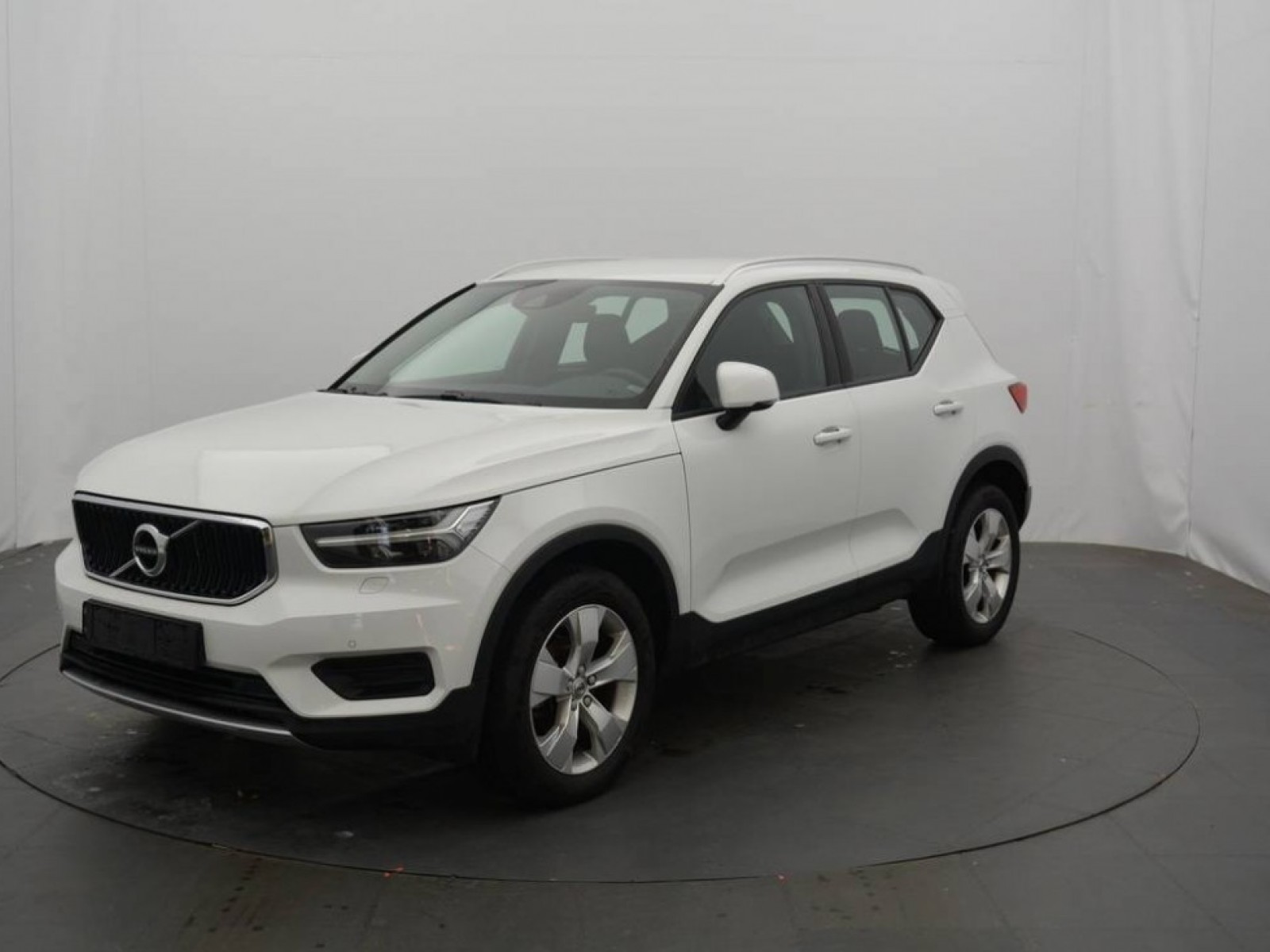 VOLVO - XC40 - #182984 - 15