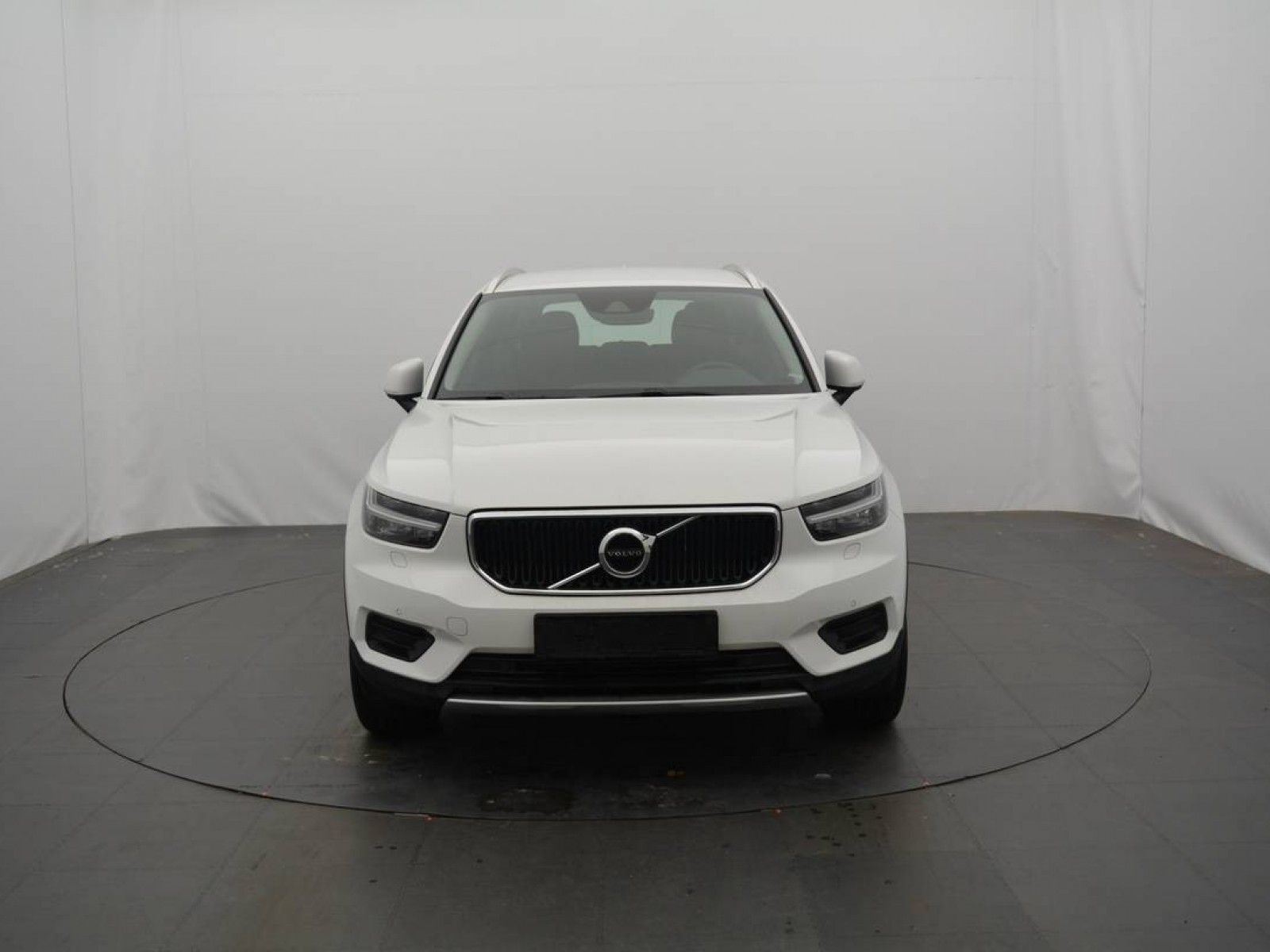 VOLVO - XC40 - #182984 - 4