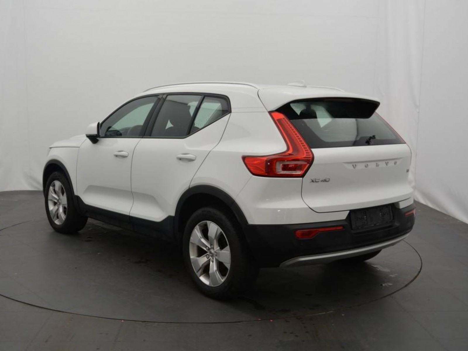 VOLVO - XC40 - #182984 - 17