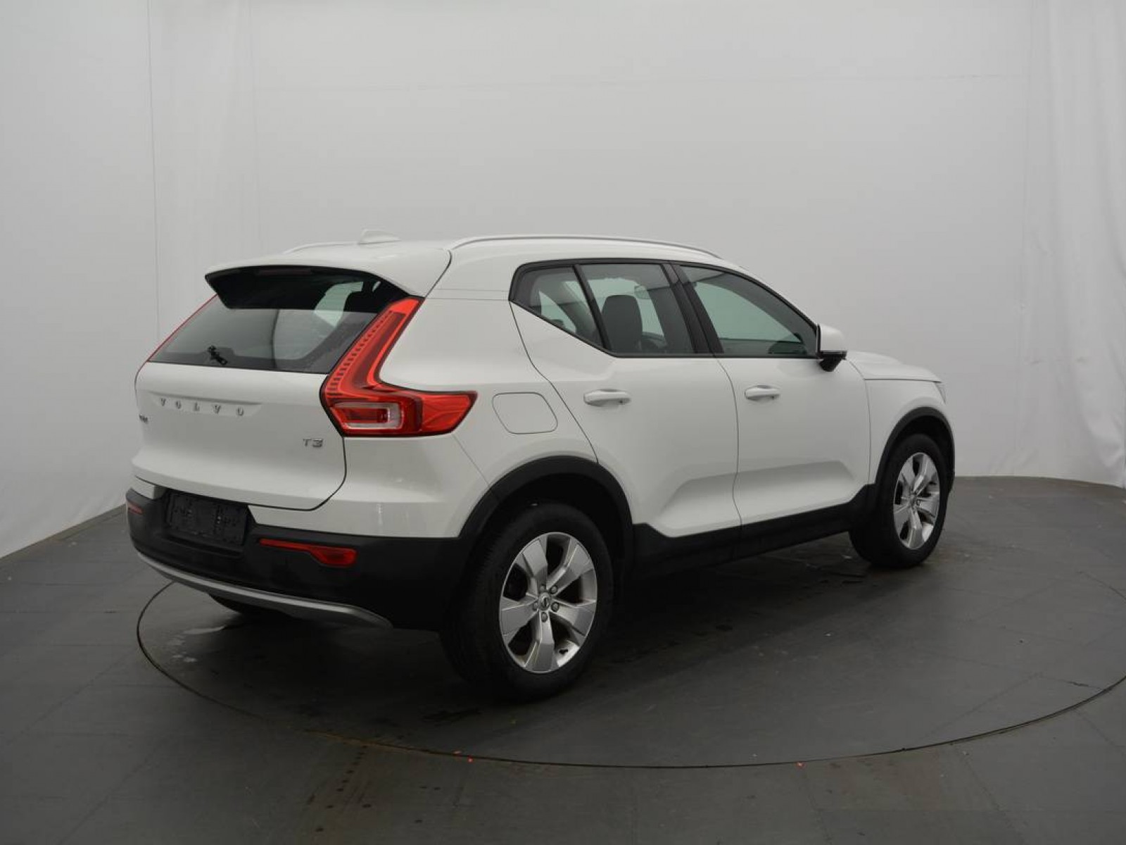 VOLVO - XC40 - #182984 - 3