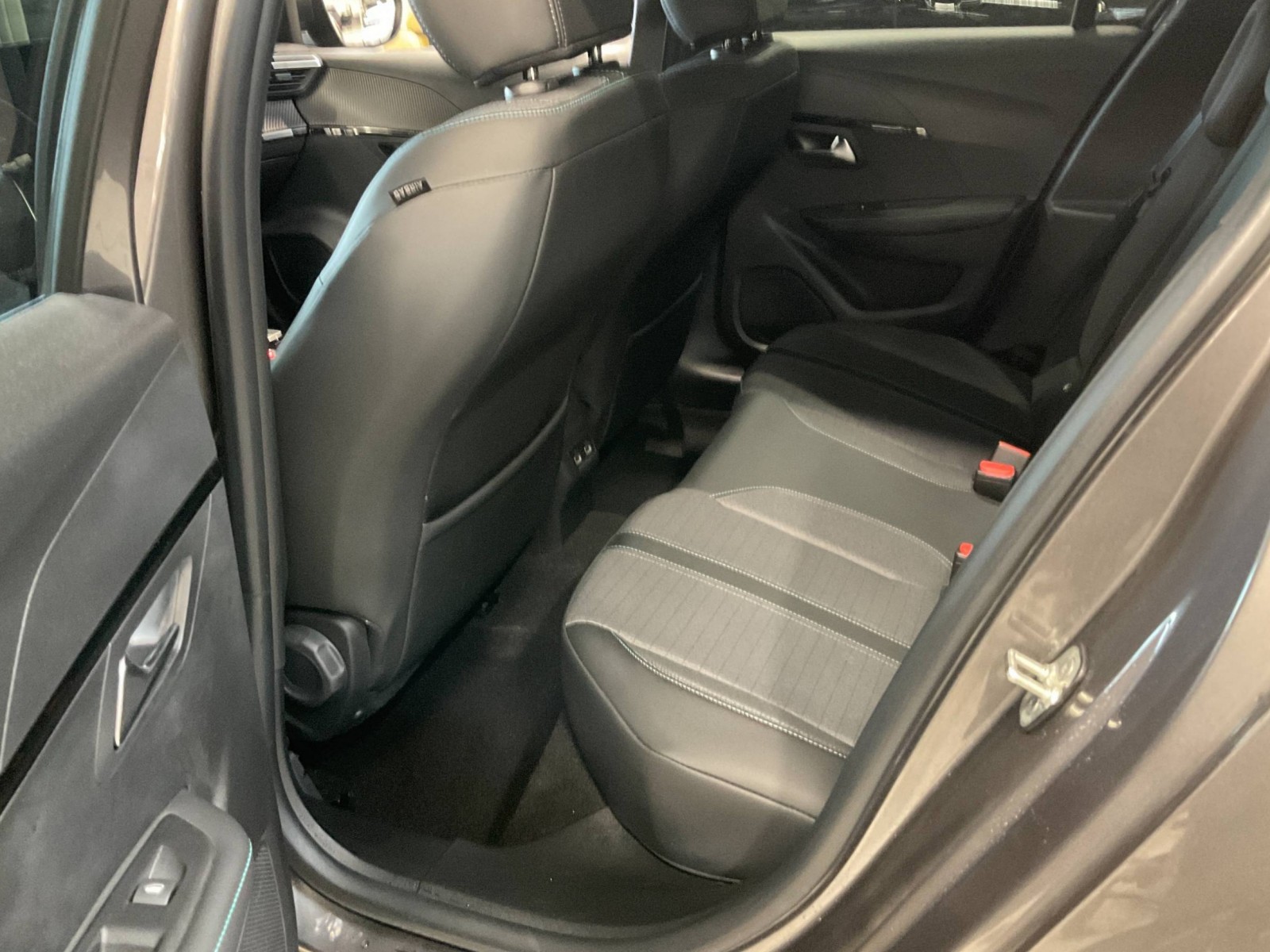 PEUGEOT - 208 - #184119 - 23