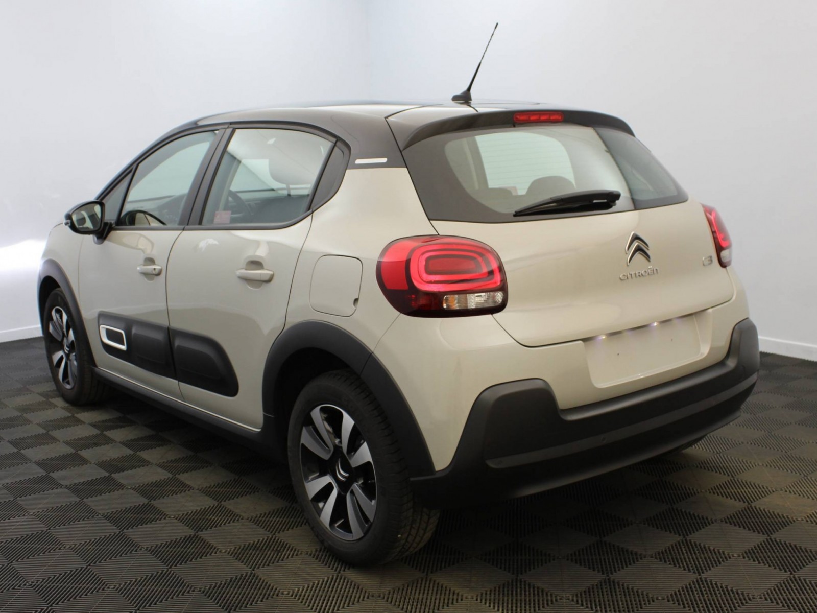 CITROEN - C3 - #182728 - 17
