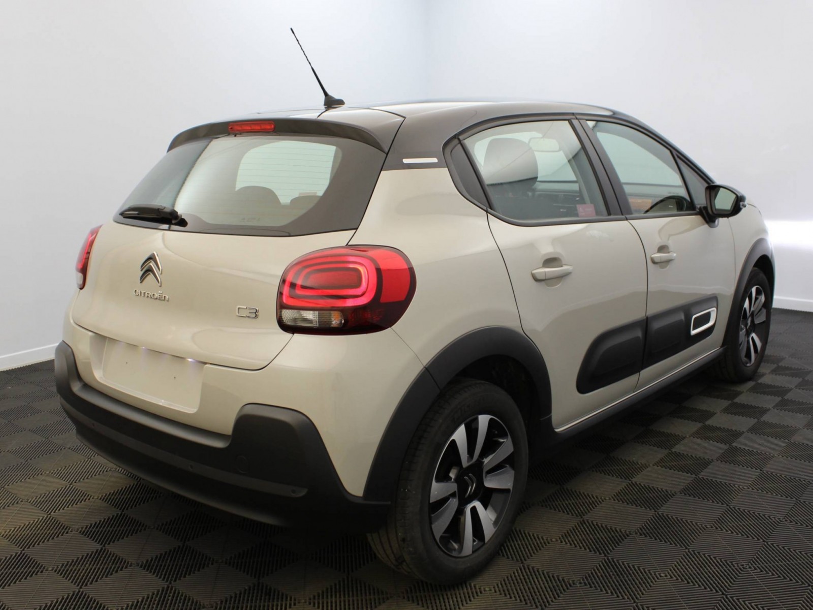 CITROEN - C3 - #182728 - 18