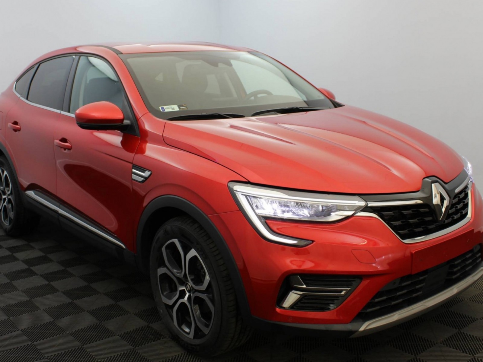 RENAULT - ARKANA - #183896 - 16