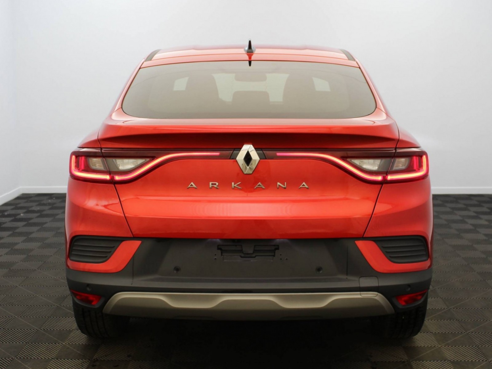 RENAULT - ARKANA - #183896 - 21