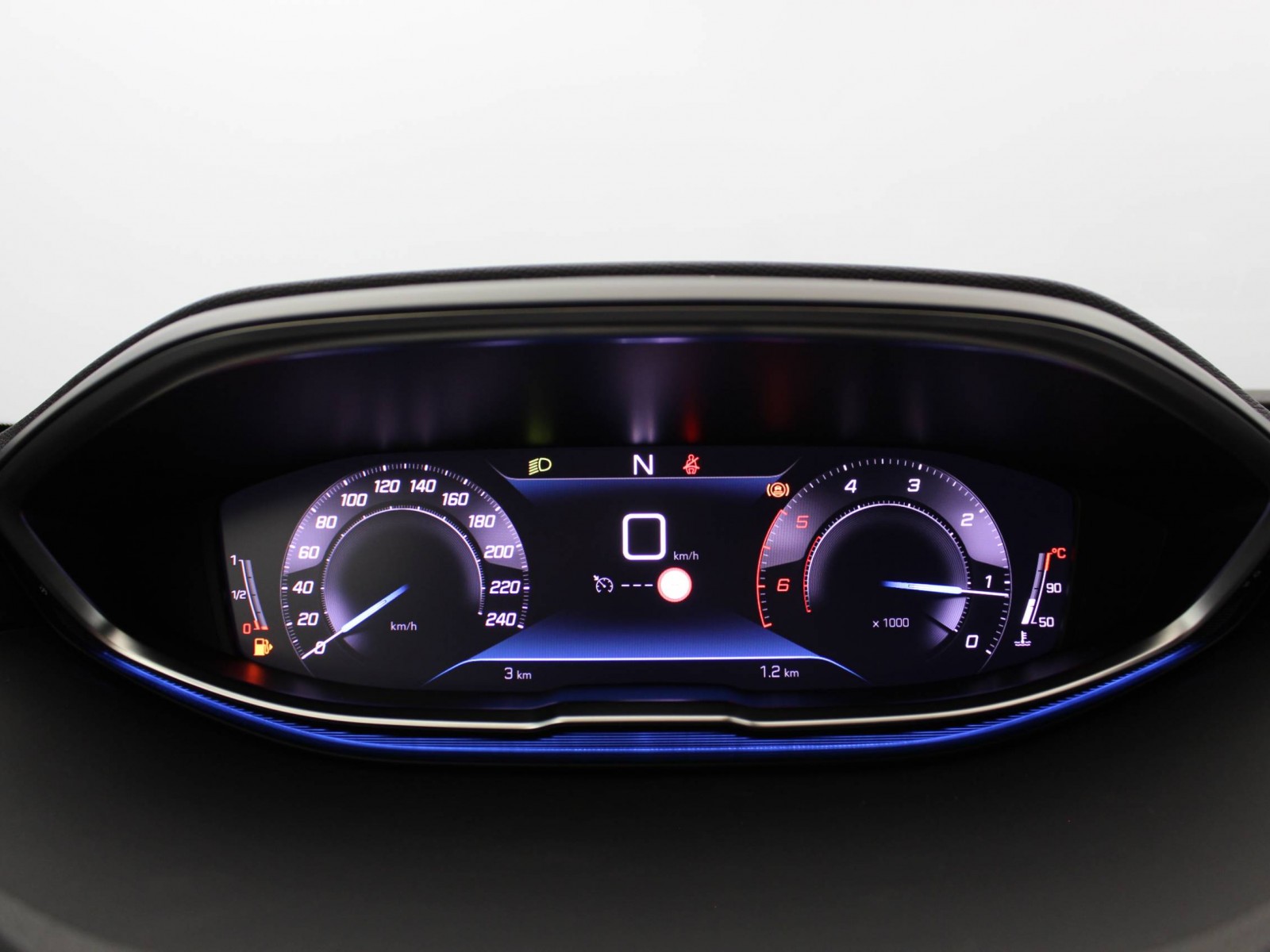 PEUGEOT - 3008 - #184050 - 12