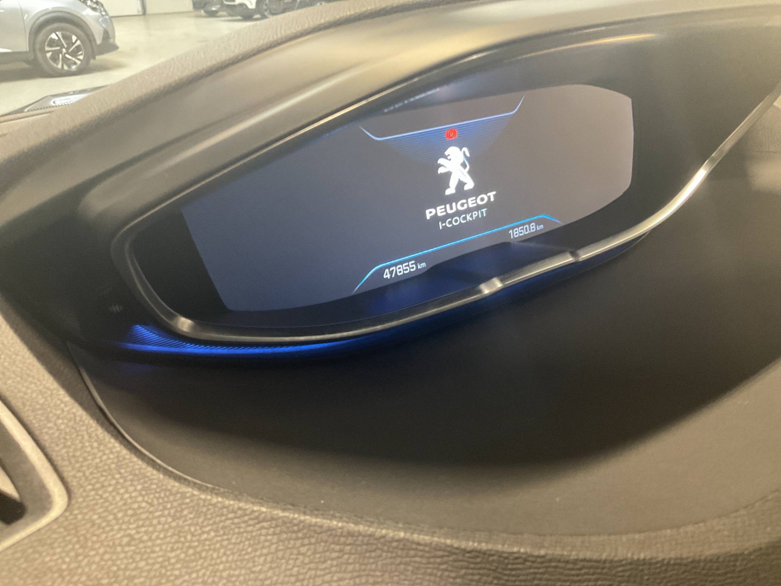 PEUGEOT - 5008 - #184624 - 9