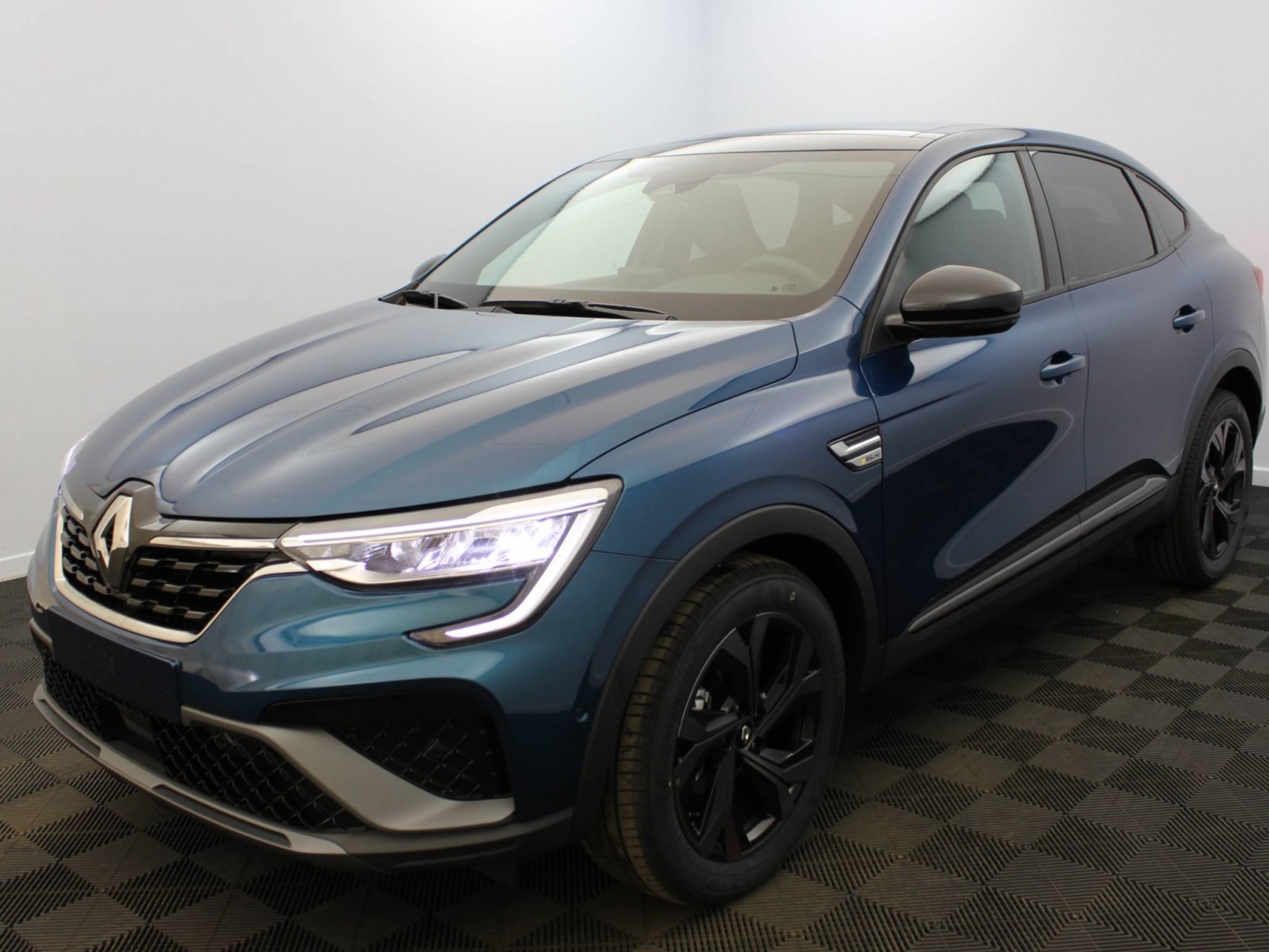 RENAULT - ARKANA - #183423 - 0