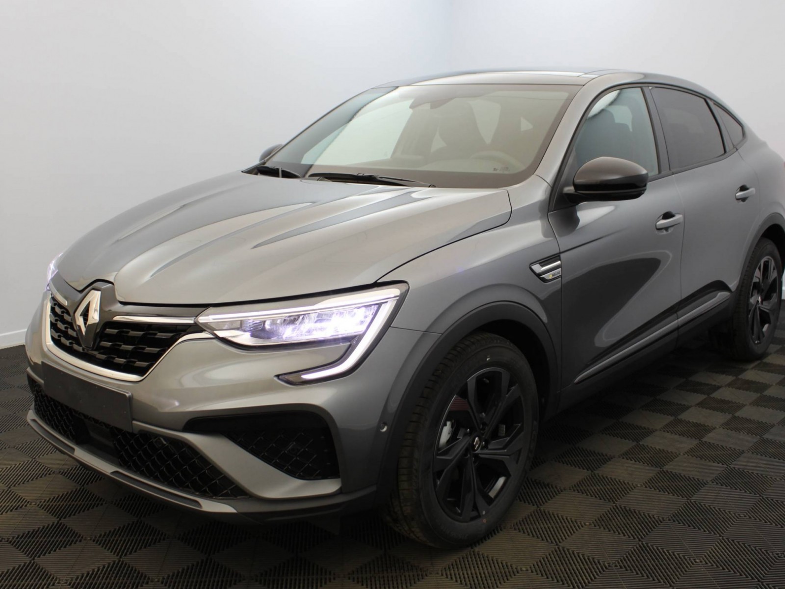 RENAULT - ARKANA - #183435 - 0