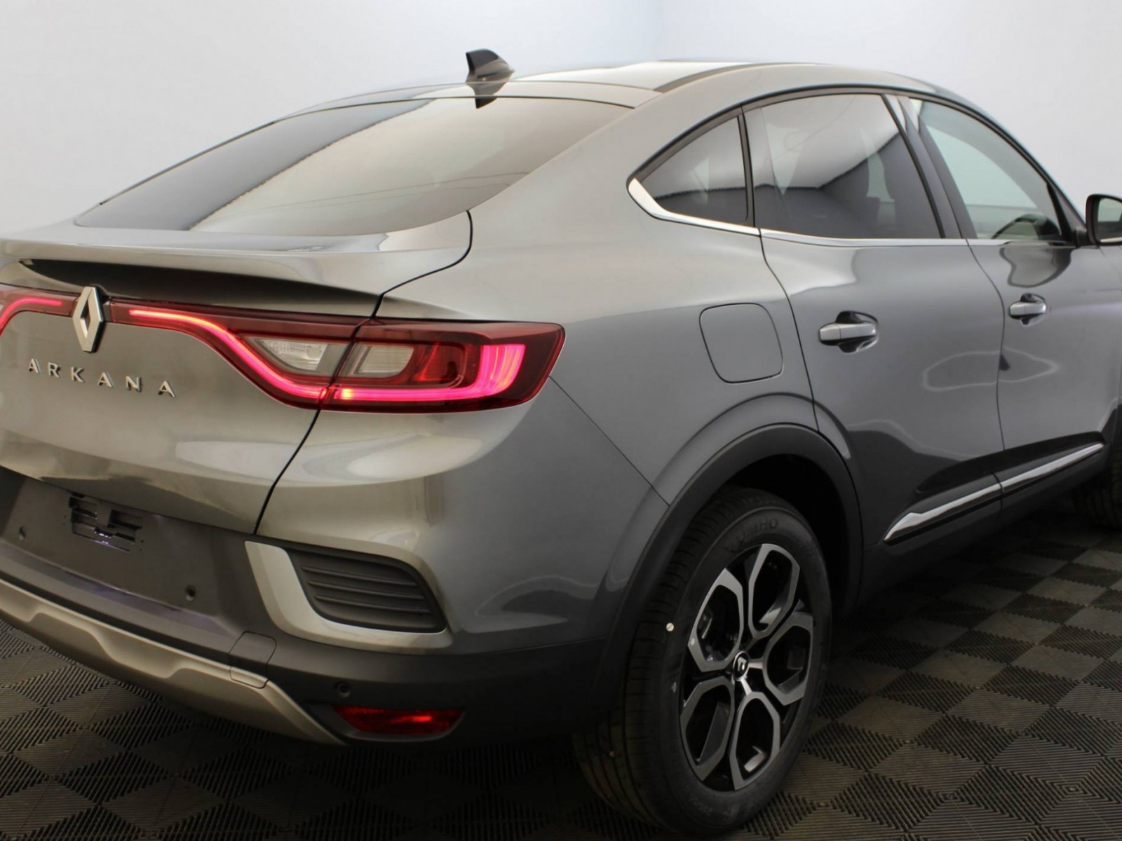 RENAULT - ARKANA - #183402 - 19