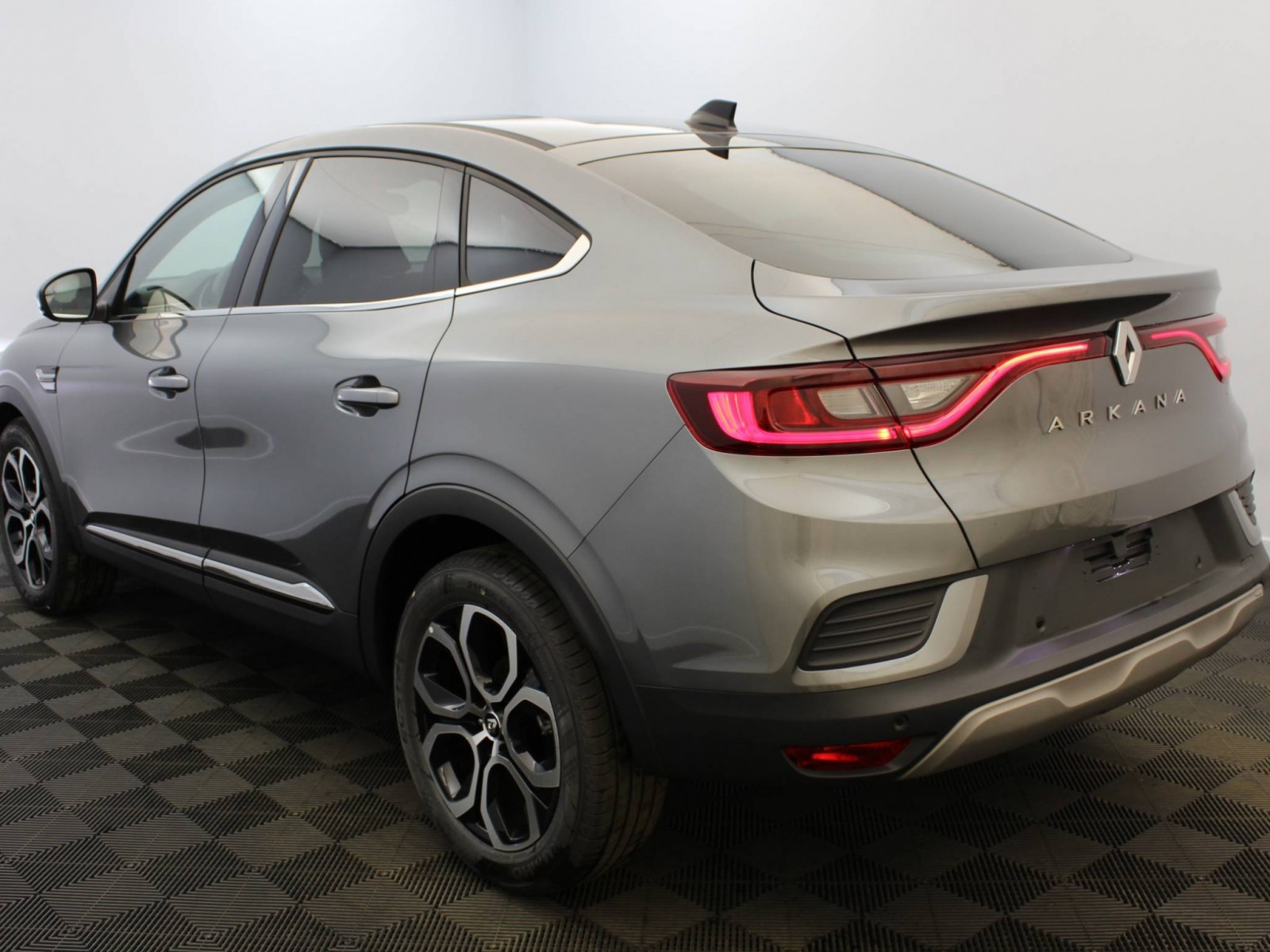 RENAULT - ARKANA - #183805 - 2
