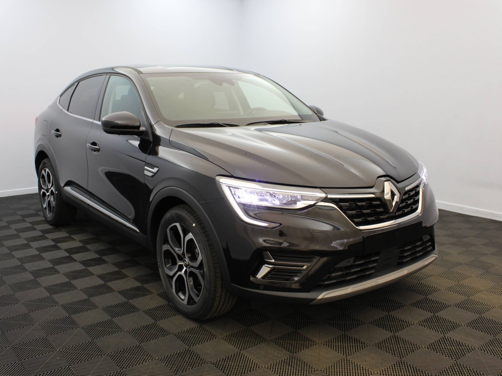 RENAULT - ARKANA - #183806 - 1