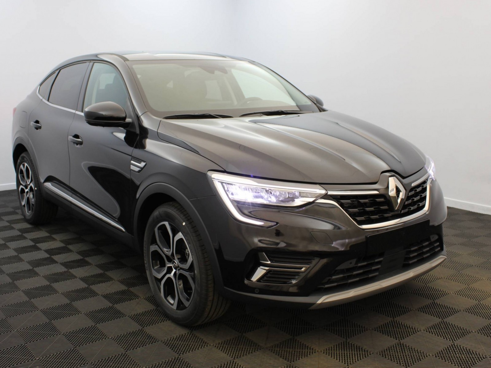 RENAULT - ARKANA - #183806 - 16