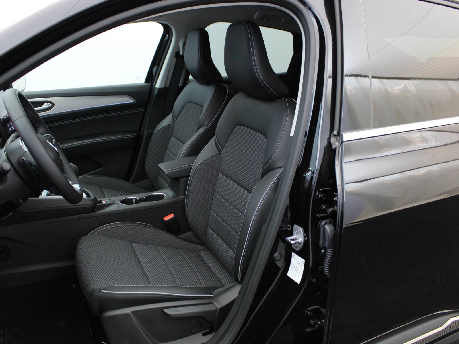 RENAULT - ARKANA - #183806 - 7