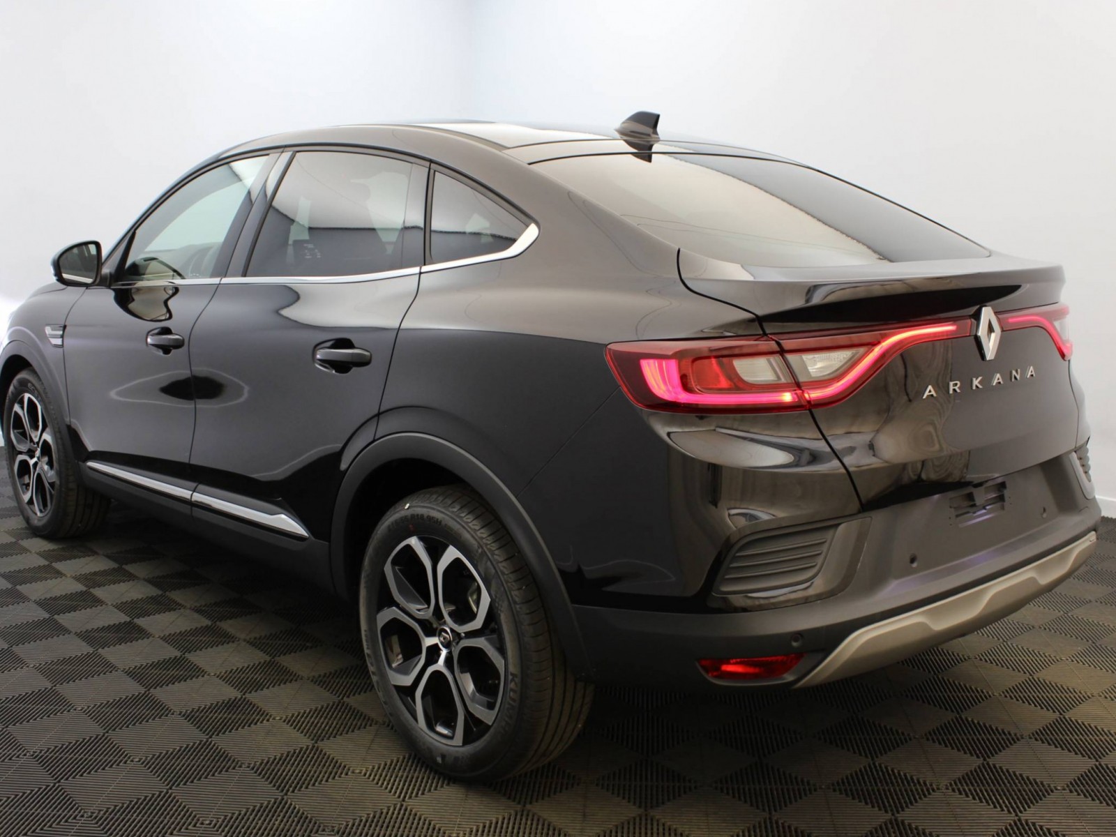 RENAULT - ARKANA - #183806 - 17