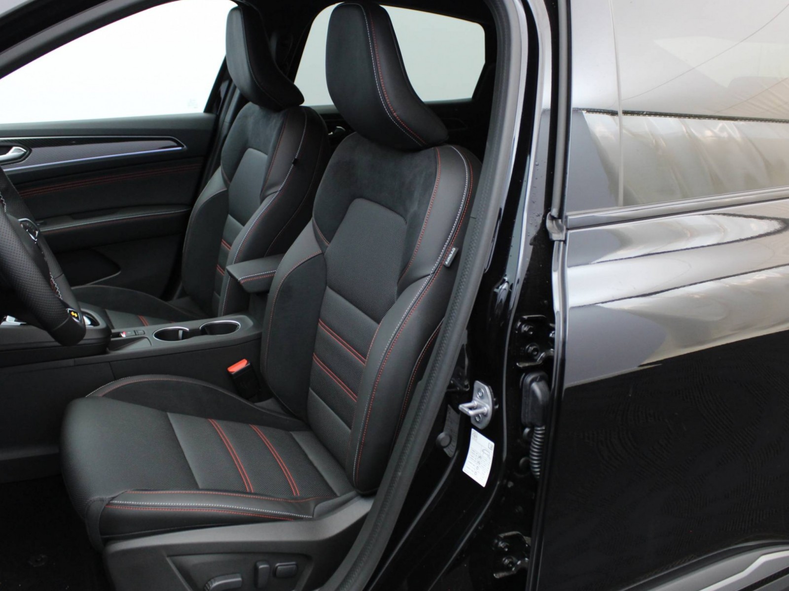 RENAULT - ARKANA - #183444 - 7