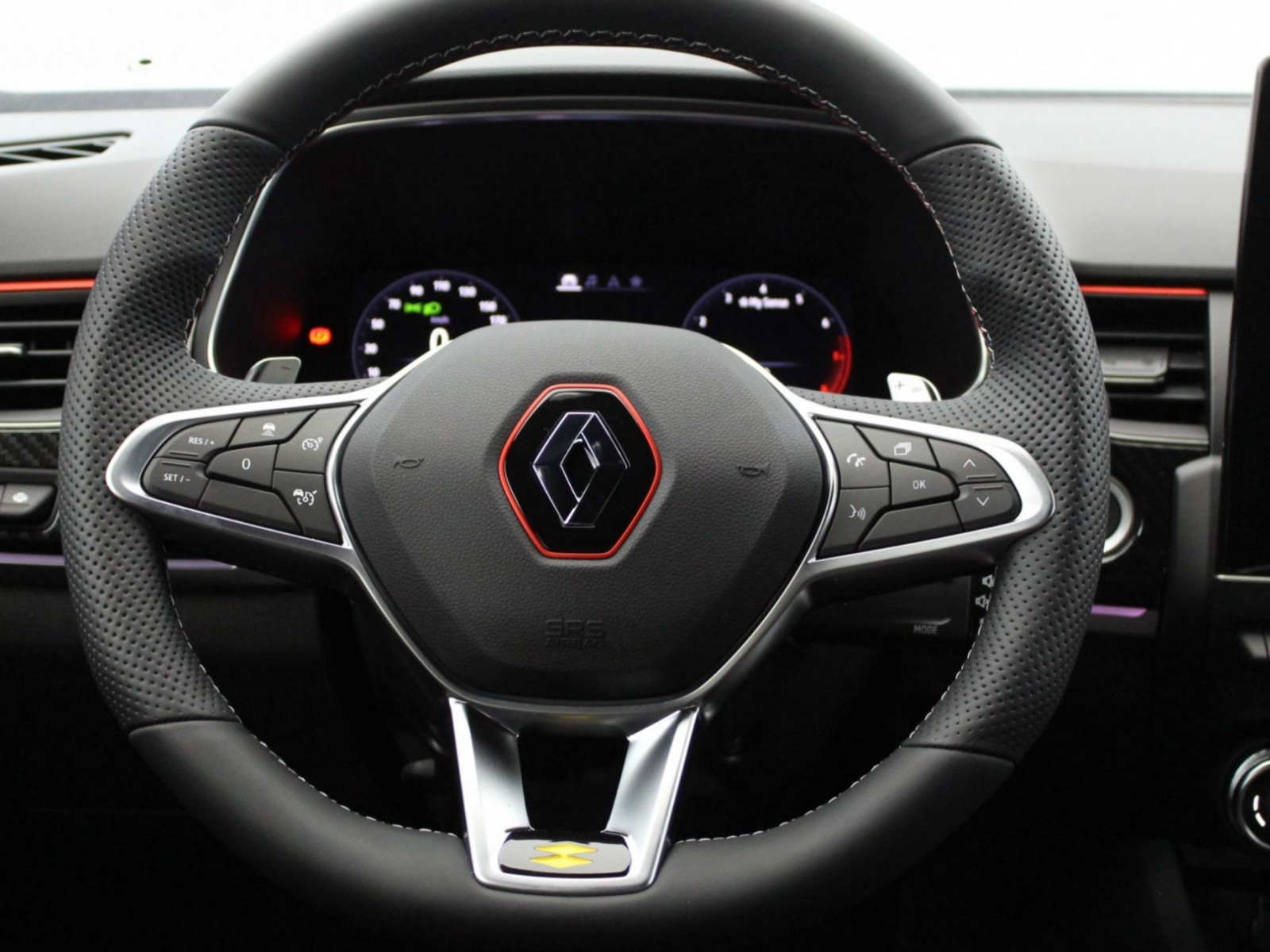 RENAULT - ARKANA - #183436 - 26