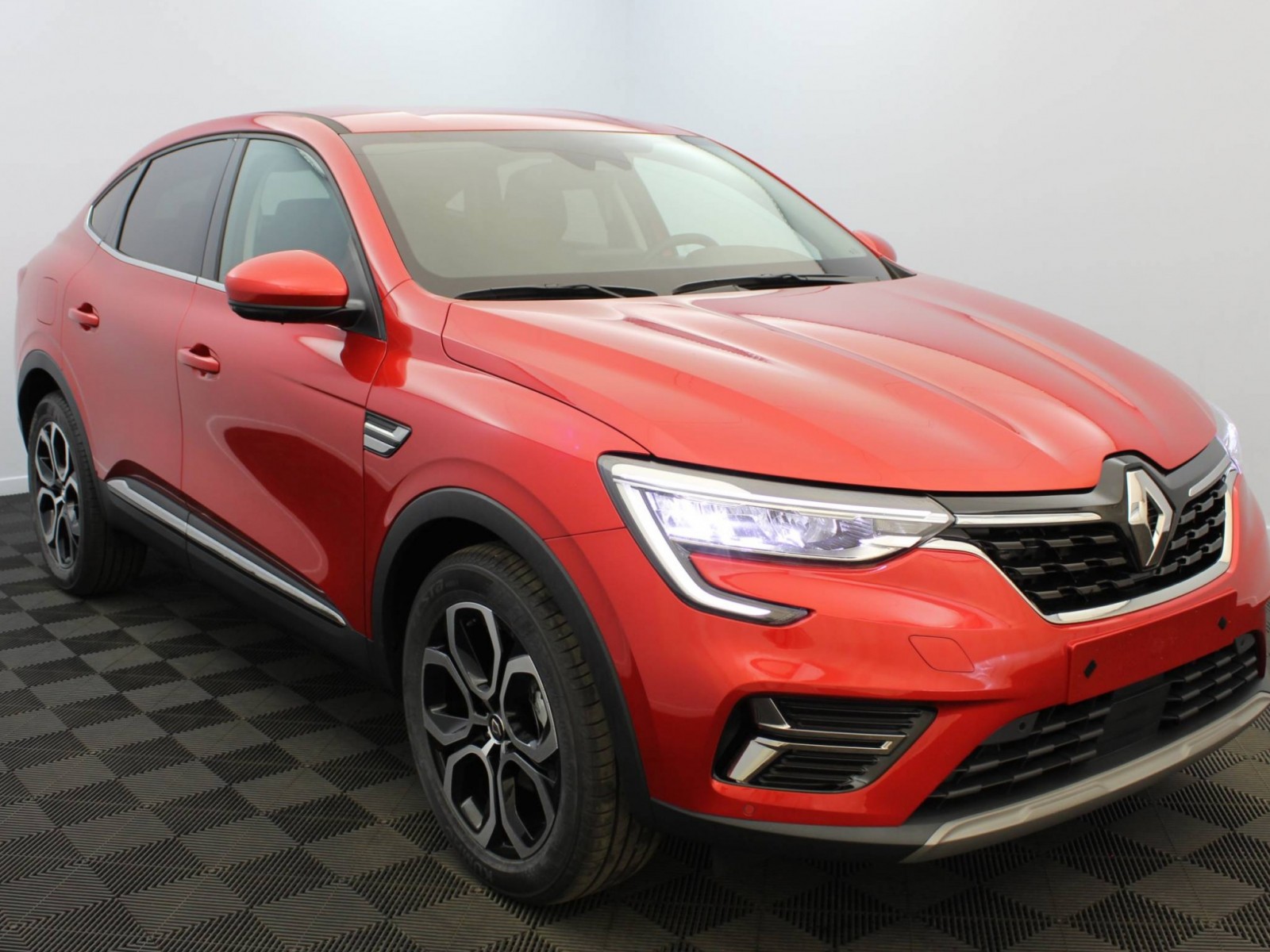 RENAULT - ARKANA - #183420 - 1