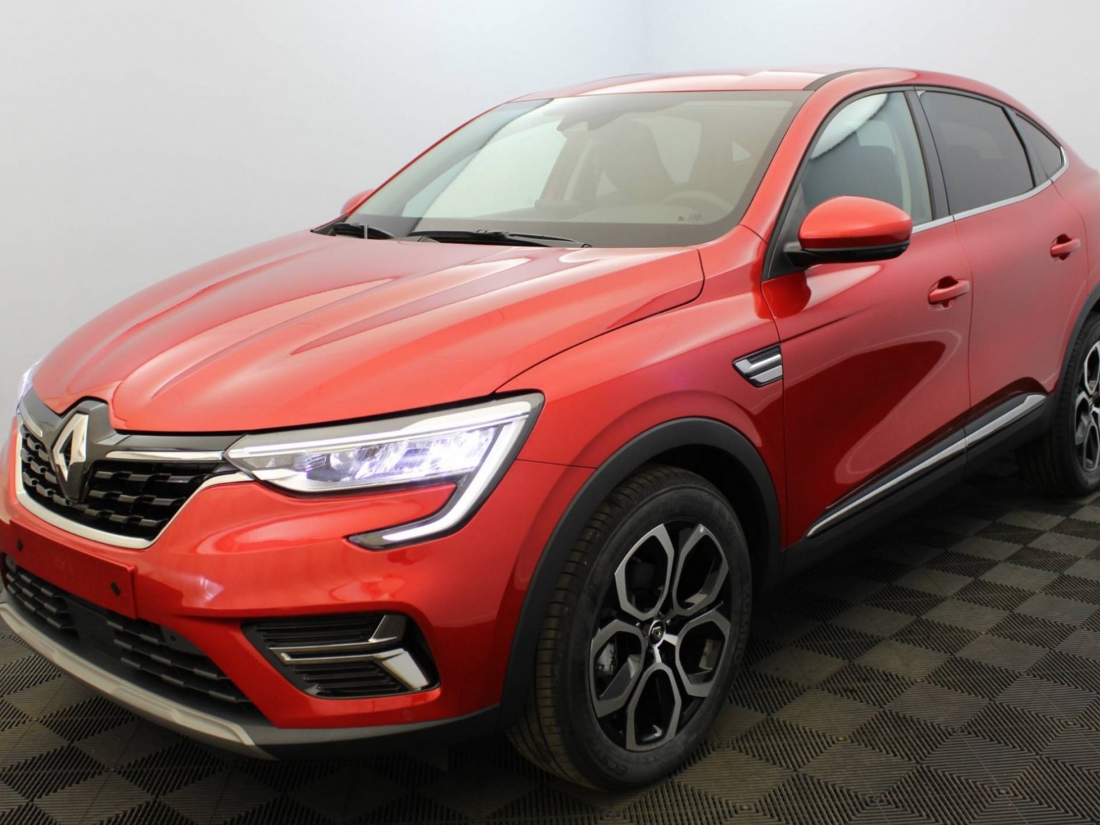 RENAULT - ARKANA - #183420 - 15