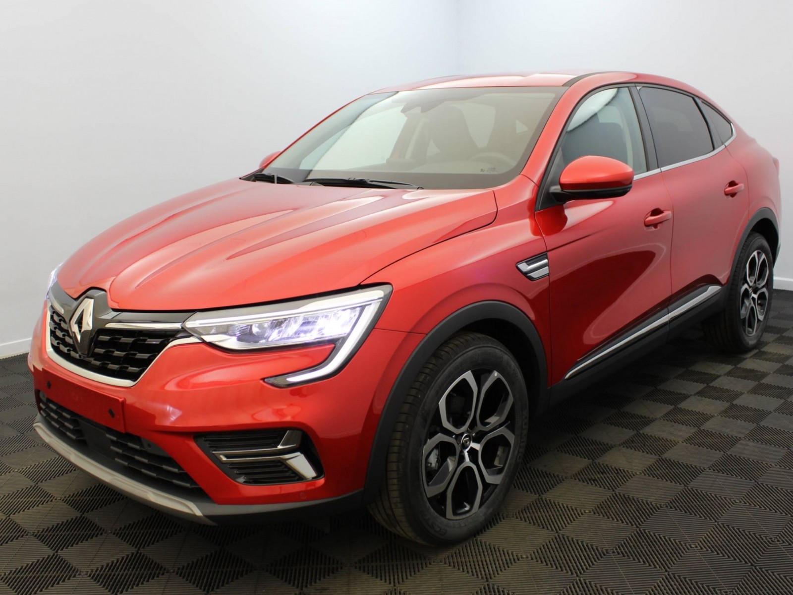 RENAULT - ARKANA - #183809 - 15